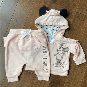 Sold - Minnie Mouse outfit